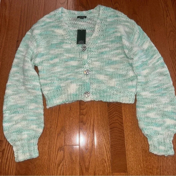 wild fable Sweaters - NWT Wild fable women’s cable knit sweater‎ green small Cropped button cardigan